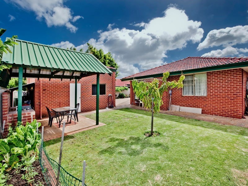 55 Bluegum Road, Beechboro WA 6063