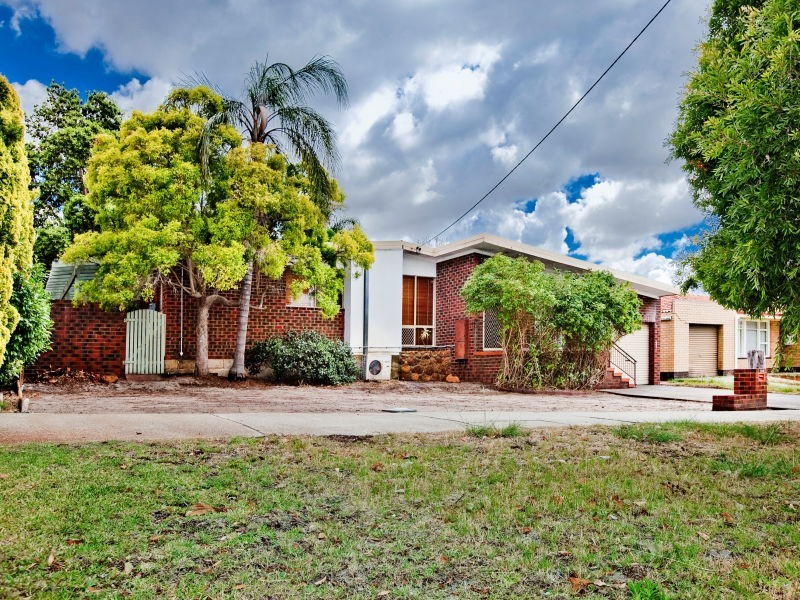 198 Anzac Terrace, Bassendean WA 6054