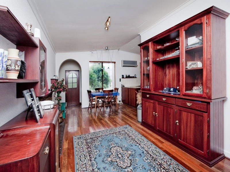 198 Anzac Terrace, Bassendean WA 6054