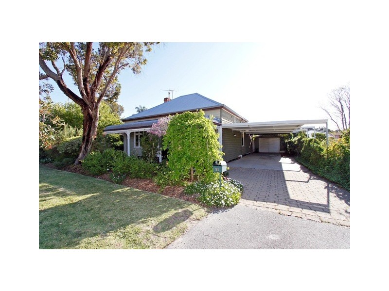 31 Fifth Avenue, Bassendean WA 6054