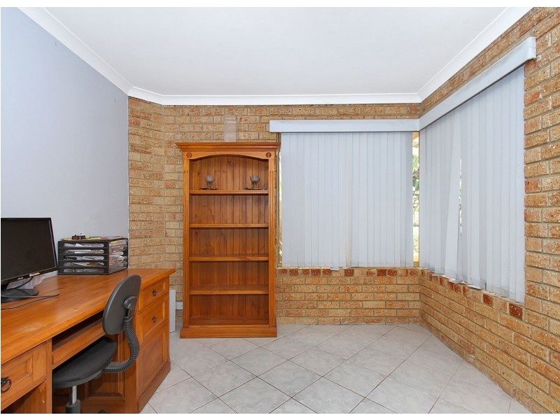 28 Aussat Drive, Eden Hill WA 6054