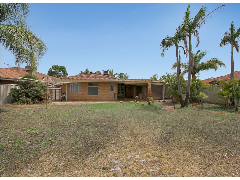 28 Aussat Drive, Eden Hill WA 6054