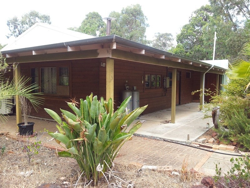 510 Warrigal Way, Chidlow WA 6556