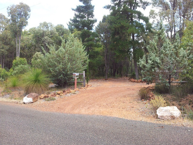 510 Warrigal Way, Chidlow WA 6556