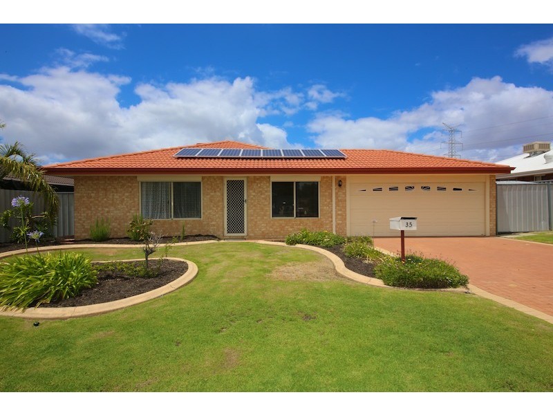 35 Brookside Gardens, Caversham WA 6055