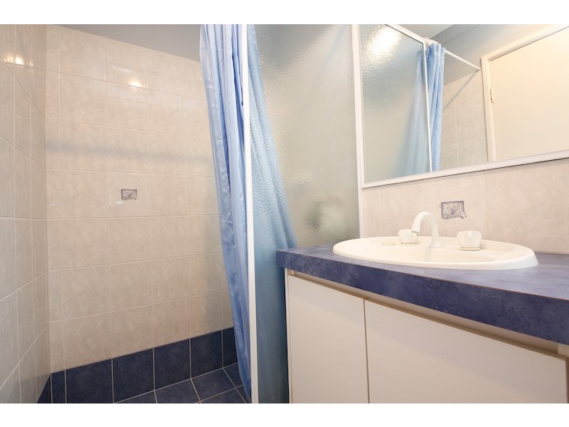 35 Brookside Gardens, Caversham WA 6055