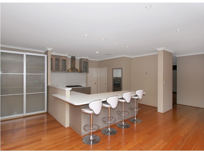 17 Kersley Loop, Harrisdale WA 6112