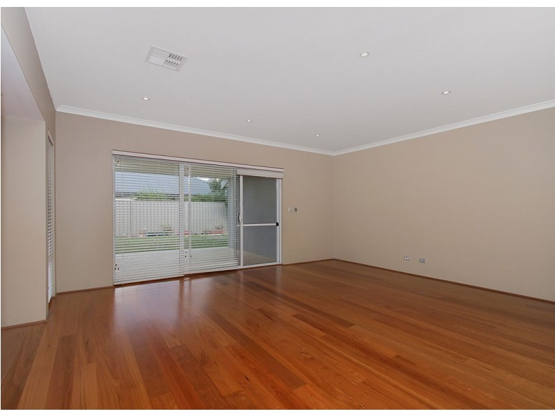 17 Kersley Loop, Harrisdale WA 6112