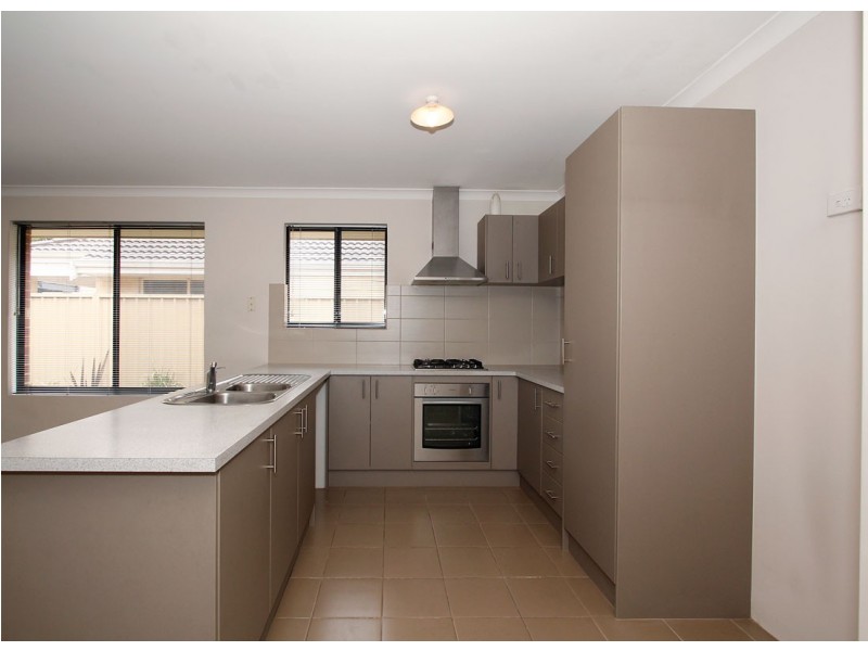 24 Fairlie Road, Canning Vale WA 6155