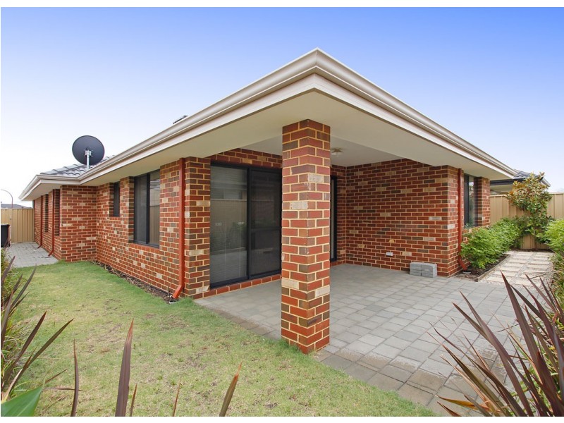 24 Fairlie Road, Canning Vale WA 6155
