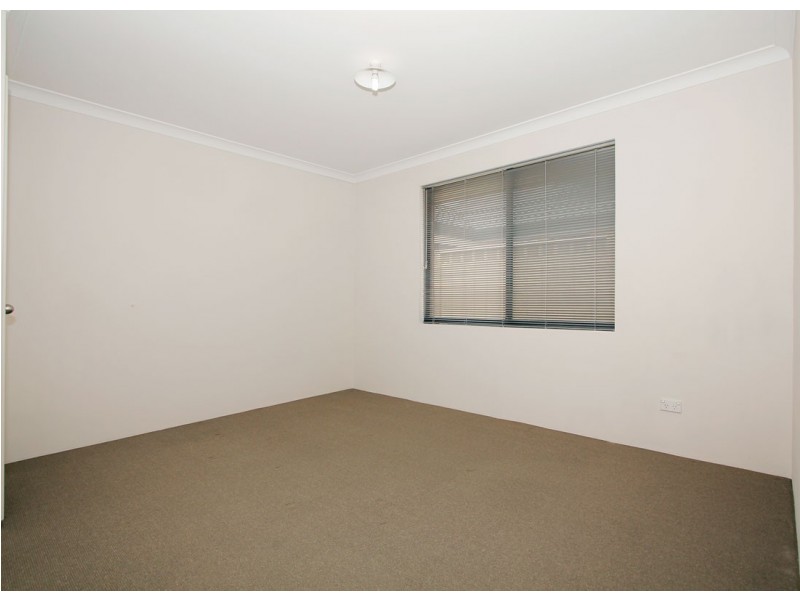 24 Fairlie Road, Canning Vale WA 6155