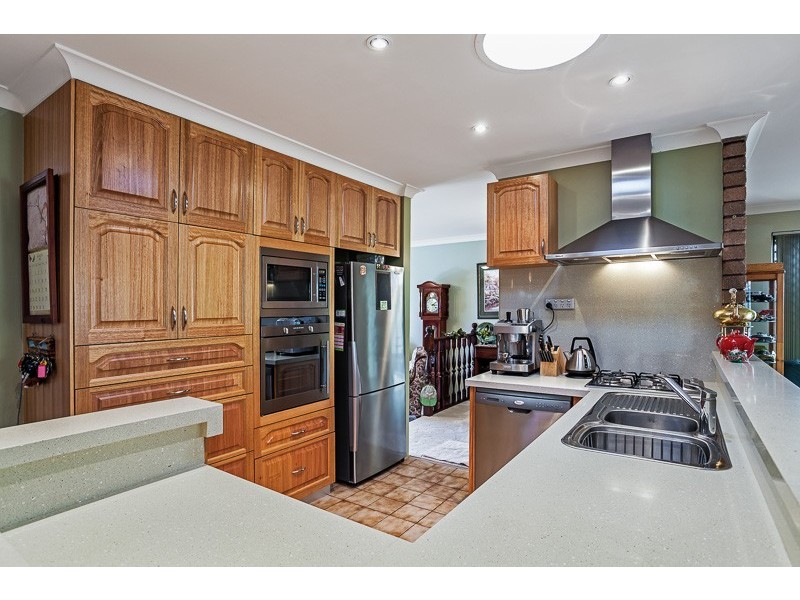 12 Lantana Crescent, Dianella WA 6059