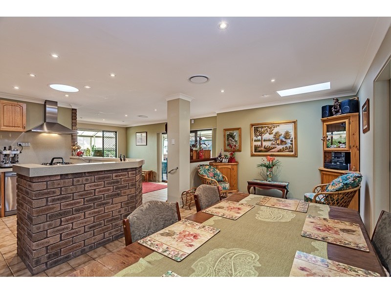 12 Lantana Crescent, Dianella WA 6059