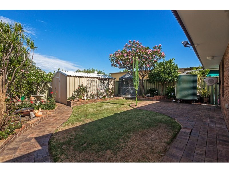 12 Lantana Crescent, Dianella WA 6059