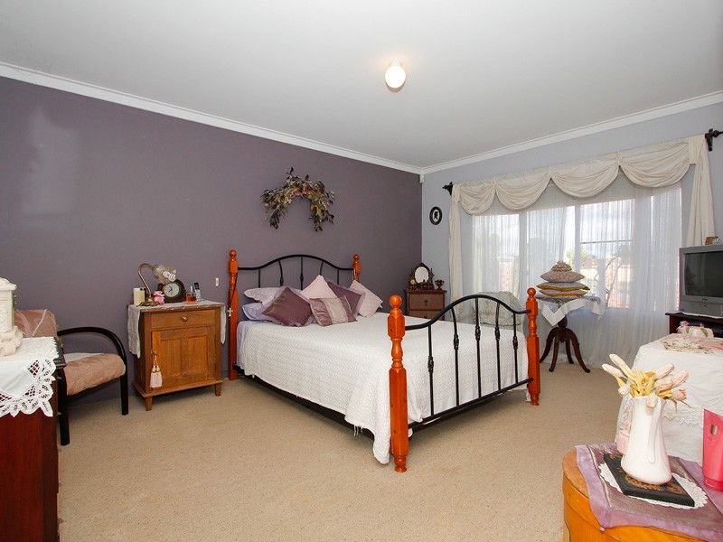 5 Don Close, Beechboro WA 6063