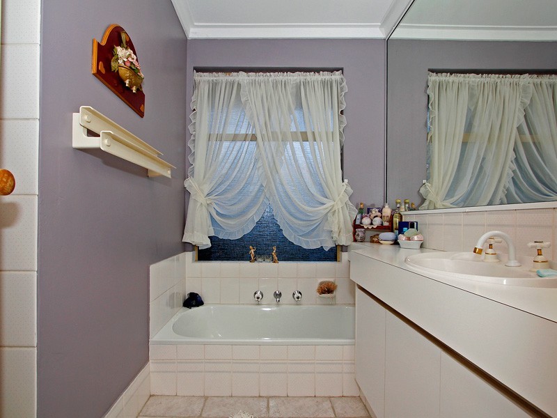 5 Don Close, Beechboro WA 6063