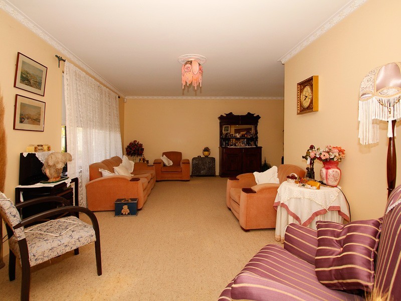5 Don Close, Beechboro WA 6063