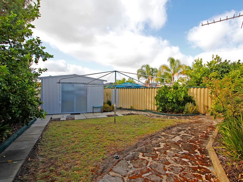 5 Don Close, Beechboro WA 6063