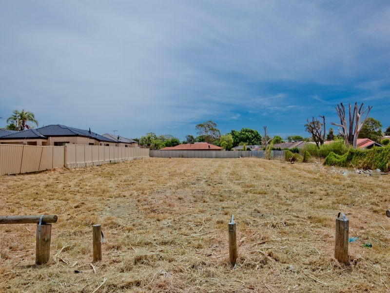 27 Etchingham Road, Balga WA 6061