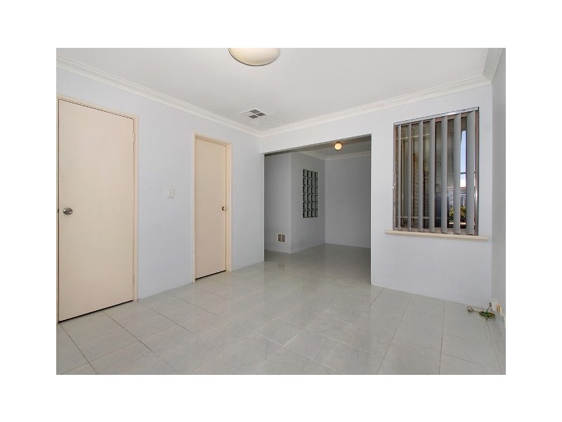 27 McCrae Pass, Canning Vale WA 6155