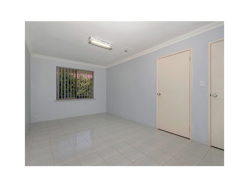 27 McCrae Pass, Canning Vale WA 6155