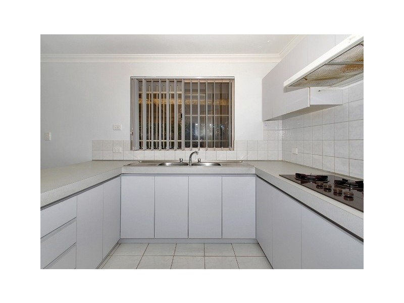 27 McCrae Pass, Canning Vale WA 6155