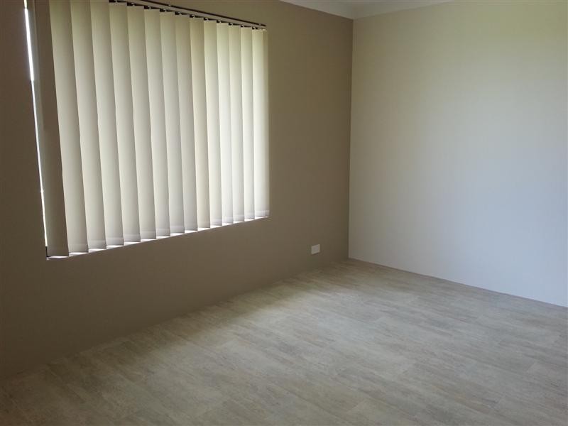 6 Thaxter Road, Landsdale WA 6065