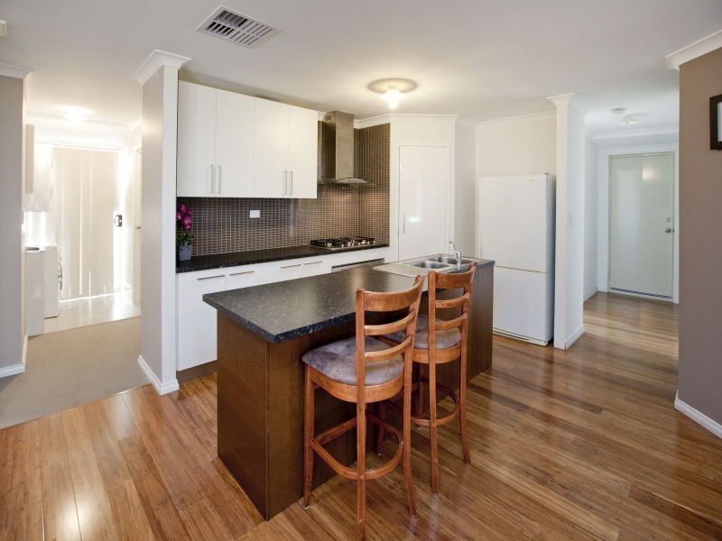 17A Raleigh Road, Bayswater WA 6053