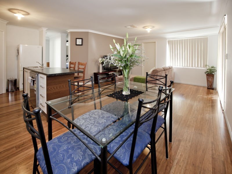 17A Raleigh Road, Bayswater WA 6053