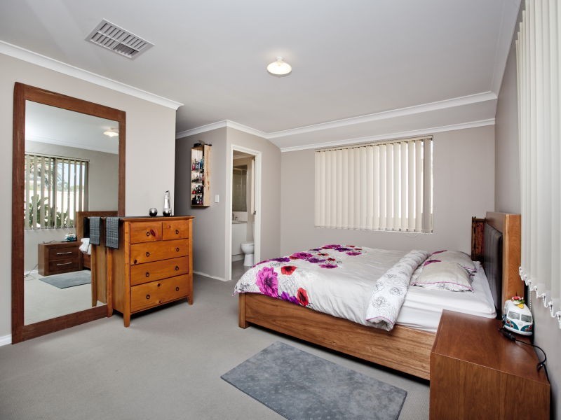 17A Raleigh Road, Bayswater WA 6053