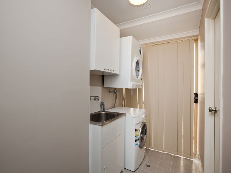 17A Raleigh Road, Bayswater WA 6053