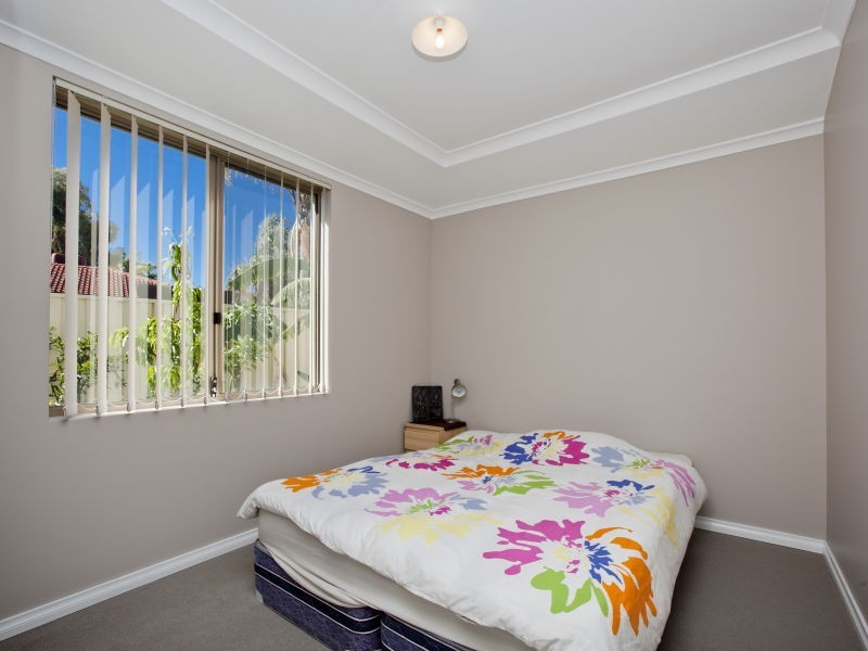 17A Raleigh Road, Bayswater WA 6053