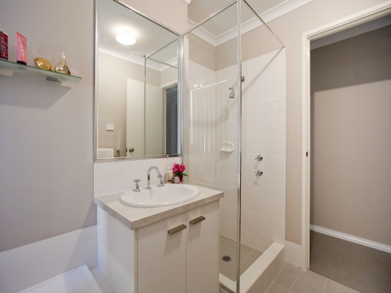 17A Raleigh Road, Bayswater WA 6053