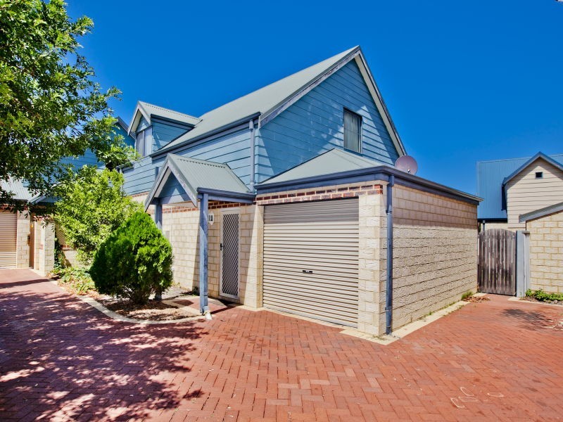 2/4 Maltarra Place, Nollamara WA 6061