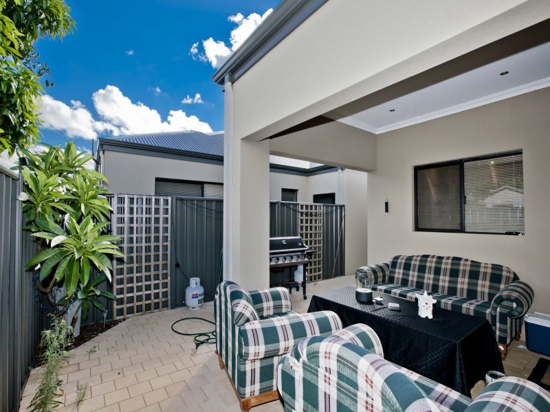 30b Pola Street, Dianella WA 6059