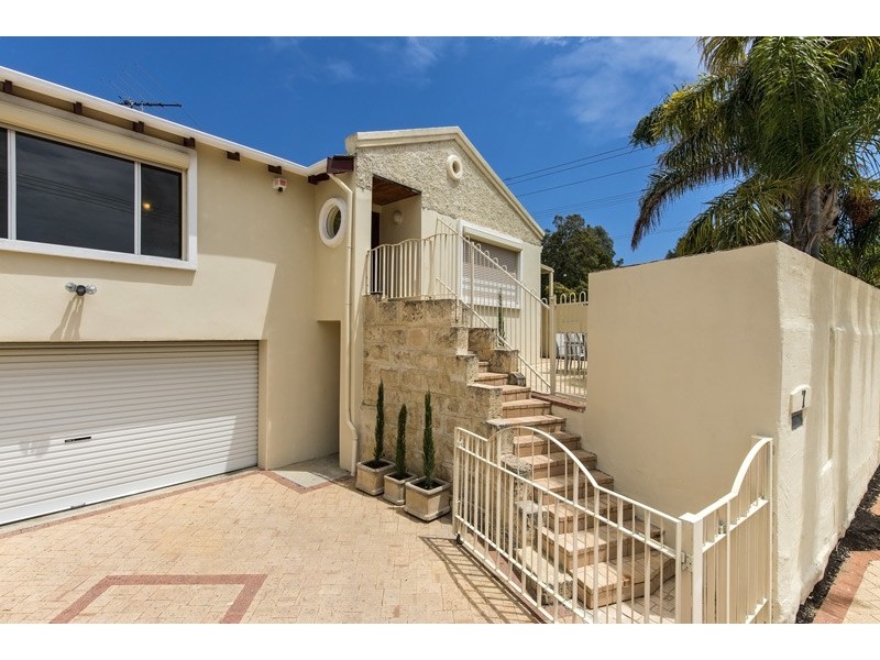 7 Kostas Close, Hocking WA 6065