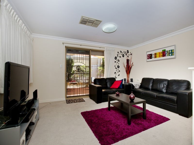 4/356 Light Street, Dianella WA 6059
