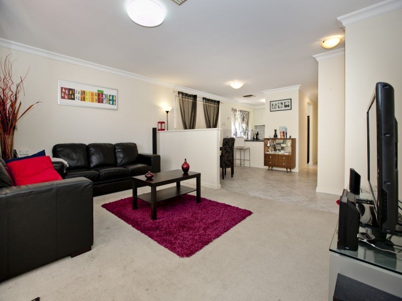 4/356 Light Street, Dianella WA 6059