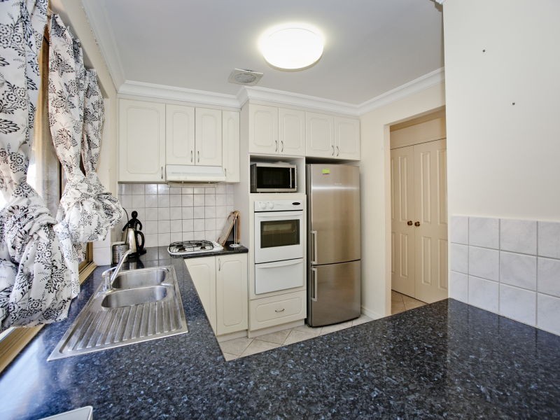 4/356 Light Street, Dianella WA 6059