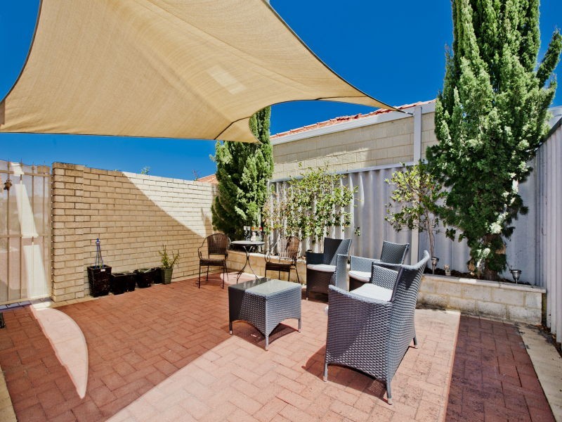 4/356 Light Street, Dianella WA 6059