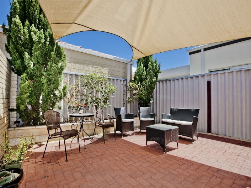 4/356 Light Street, Dianella WA 6059