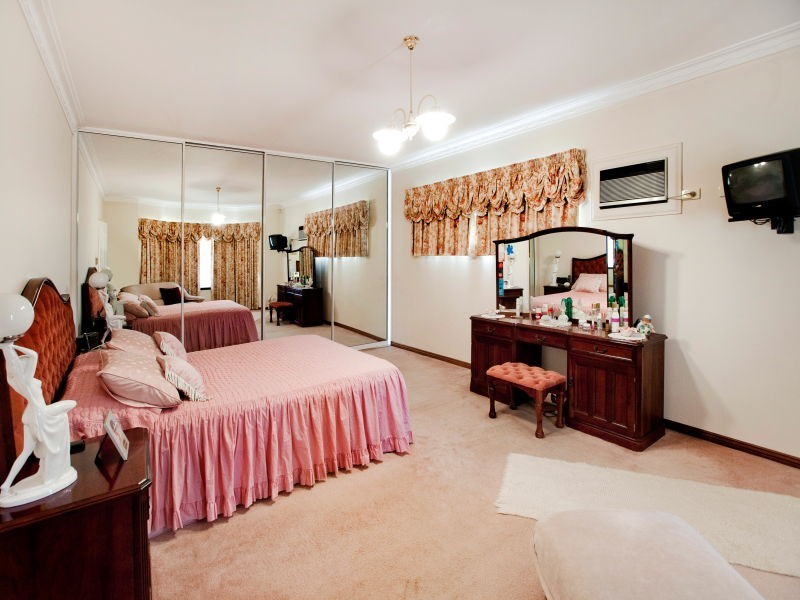 89 Belleview Crescent, Dianella WA 6059