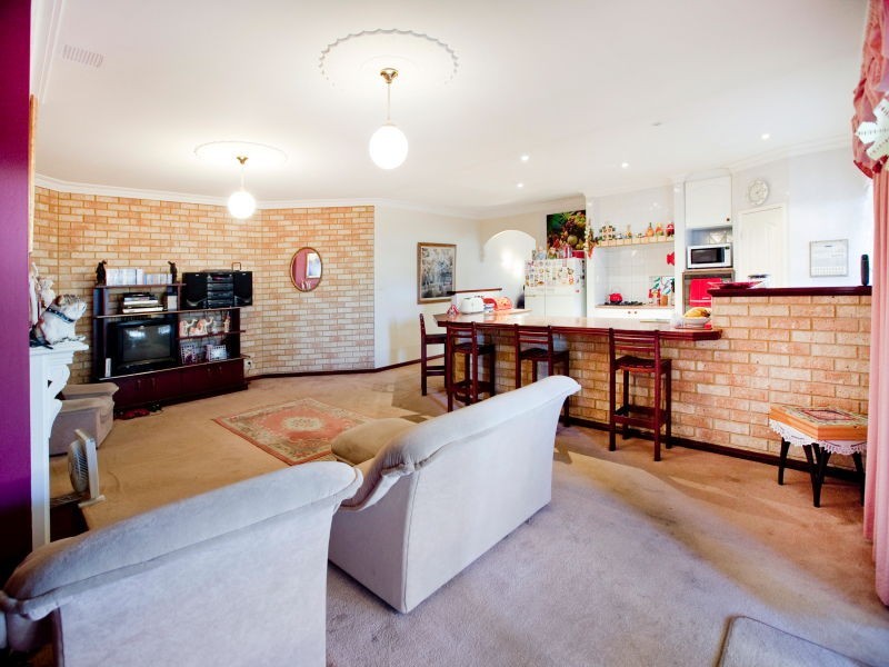 89 Belleview Crescent, Dianella WA 6059