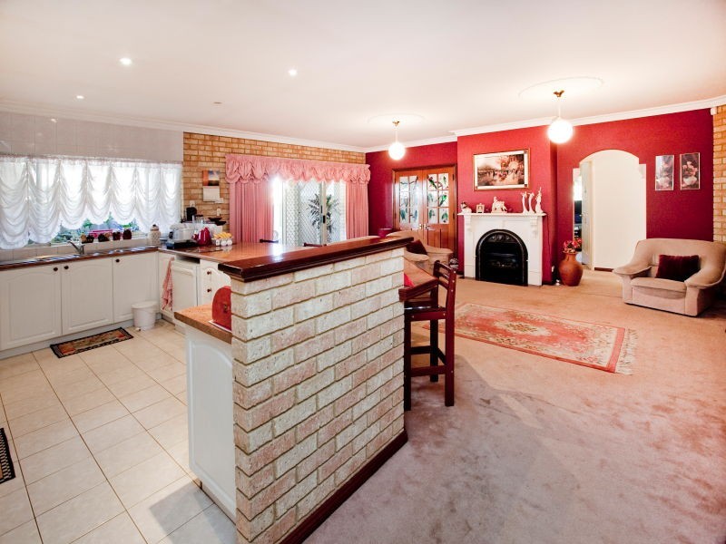 89 Belleview Crescent, Dianella WA 6059