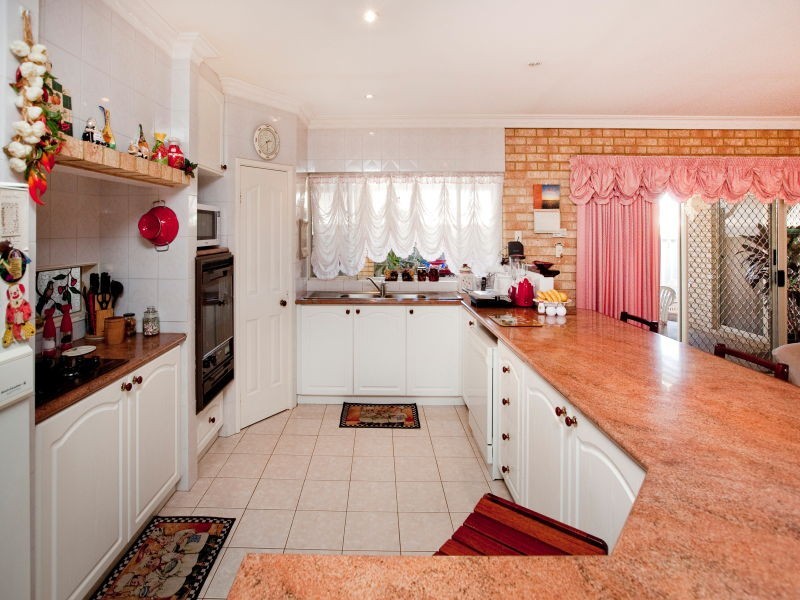 89 Belleview Crescent, Dianella WA 6059