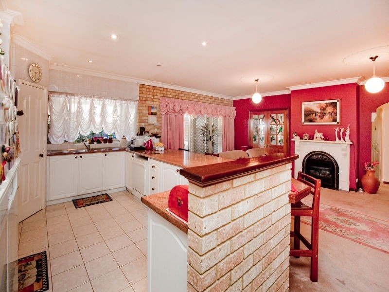 89 Belleview Crescent, Dianella WA 6059