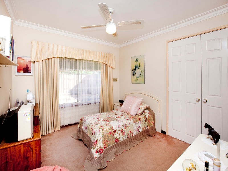 89 Belleview Crescent, Dianella WA 6059