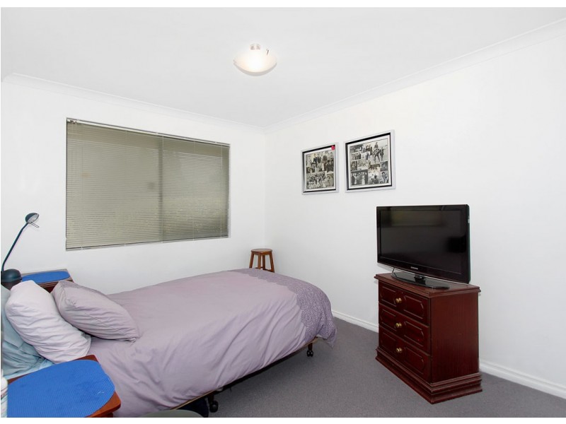 1/380 The Strand, Dianella WA 6059