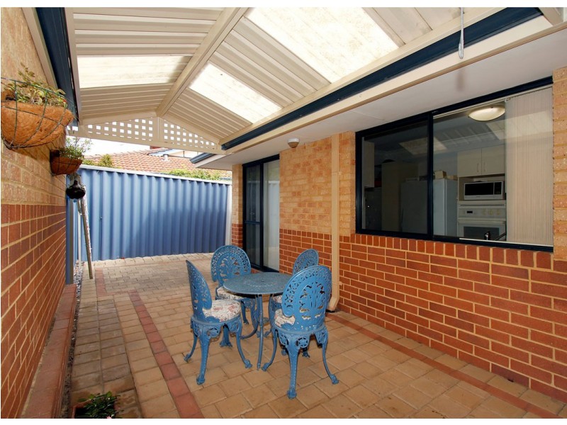 1/380 The Strand, Dianella WA 6059