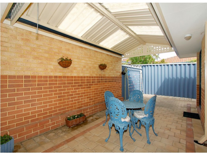 1/380 The Strand, Dianella WA 6059